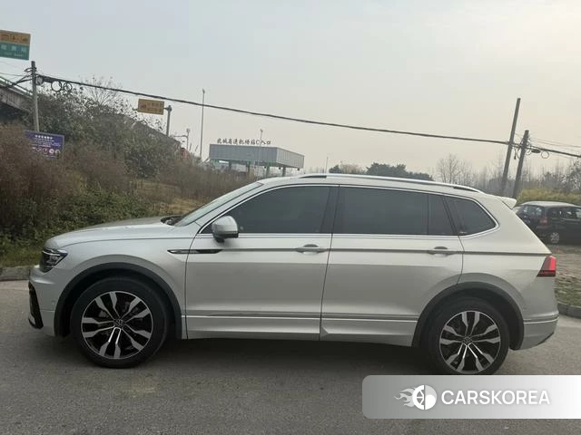 Volkswagen Tiguan L id 4260162 из Китая 16