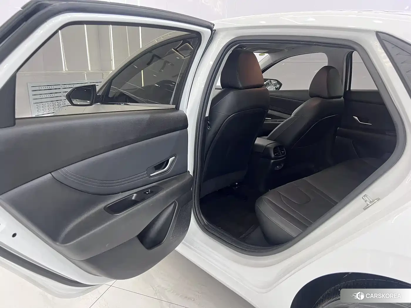 Hyundai Elantra id 4576552 из Китая 21