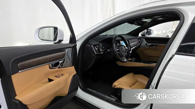 Volvo V90 Cross-Country id 4666808 из Кореи 32