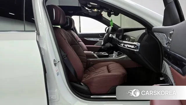 BMW i7 (G70) id 3684649 из Кореи 20