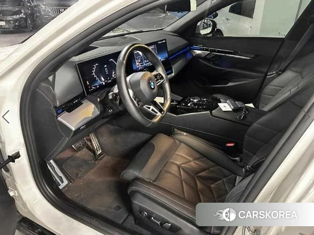 BMW 5 Series (G60) id 3919645 из Кореи 14