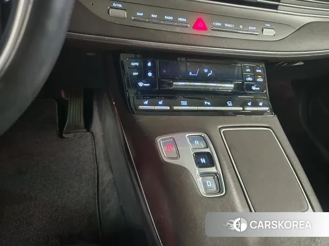 Hyundai The New Grandeur IG id 3283604 из Кореи 16