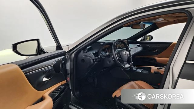 Lexus ES300h 7th generation id 3818150 из Кореи 20