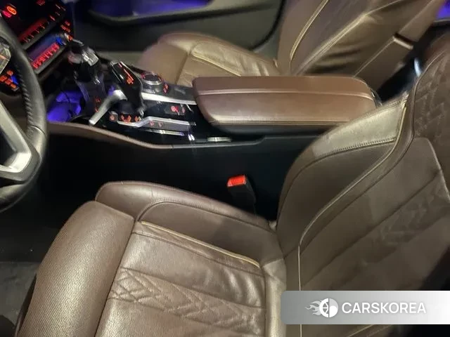 BMW 5 Series (G30) id 3510232 из Кореи 10