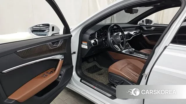 Audi A6 (C8) id 3463992 из Кореи 20