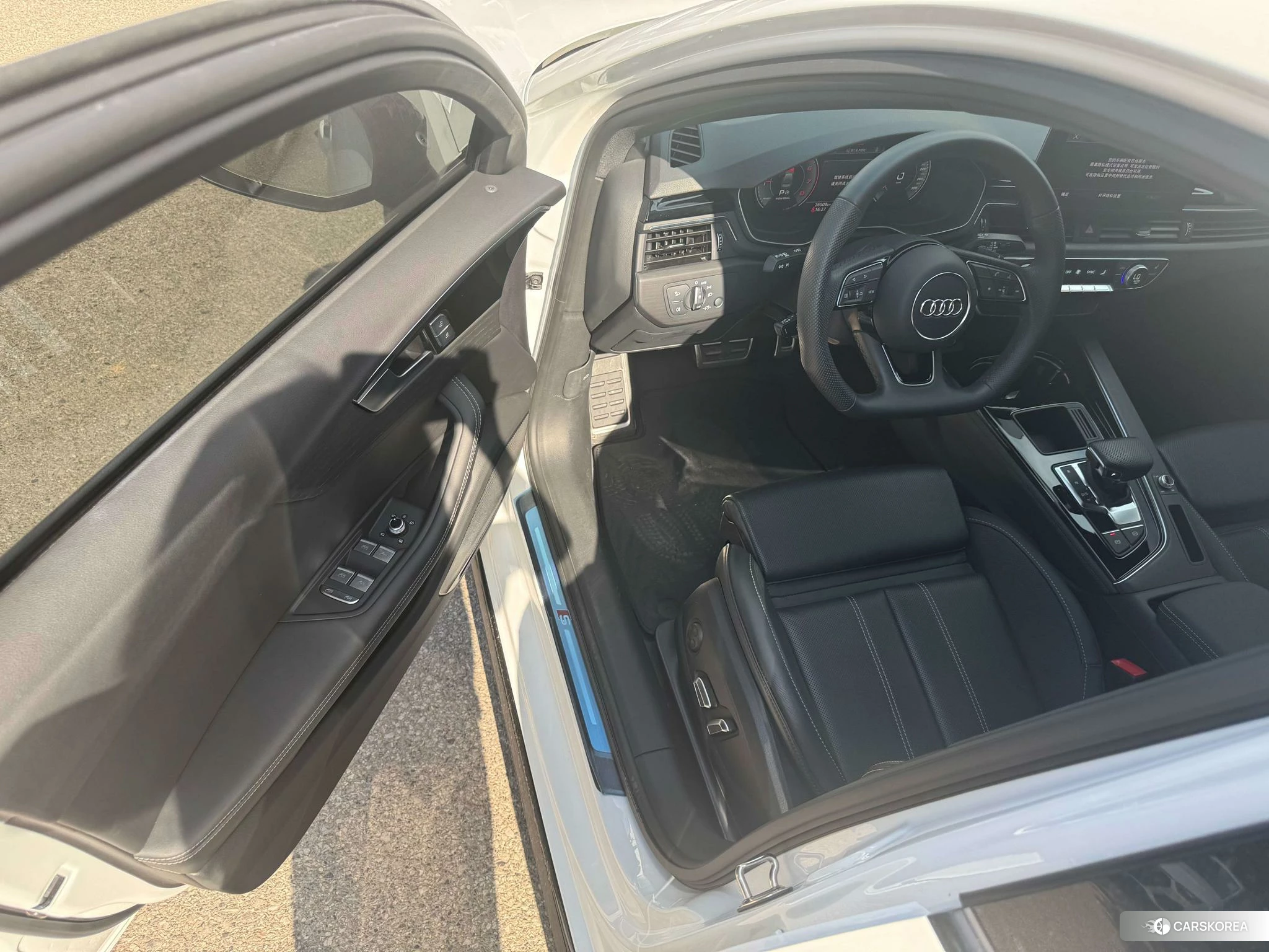Audi A4L id 4455058 из Китая 18