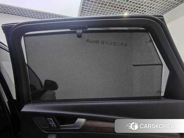 Audi Q5L id 4216790 из Китая 20