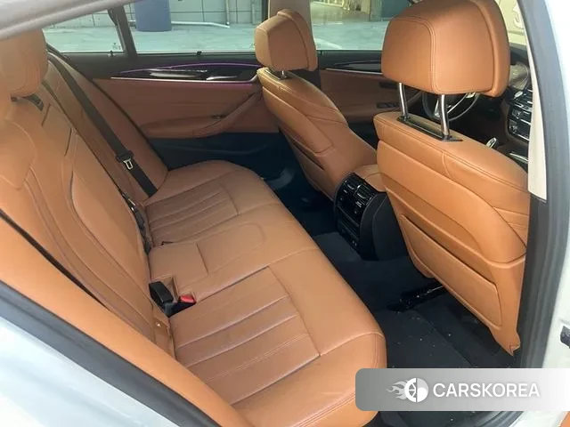 BMW 5 Series (G30) id 3675857 из Кореи 20