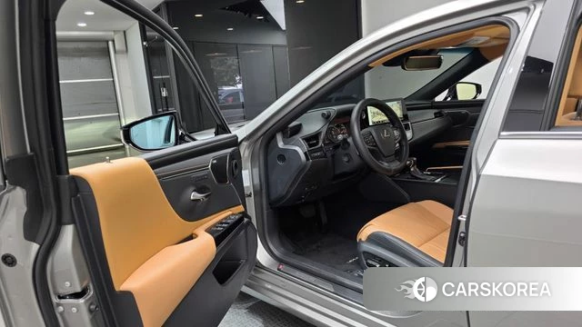 Lexus ES300h 7th generation id 4904503 из Кореи 37