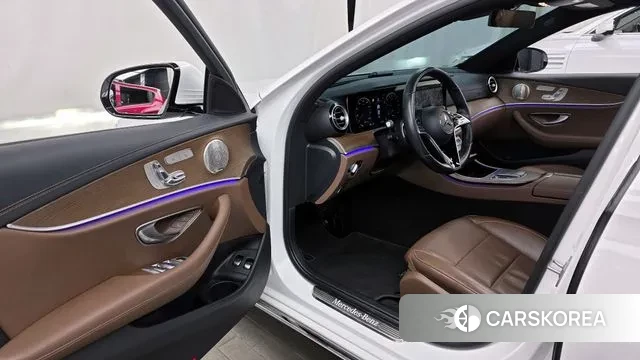 Mercedes-Benz E-Class W213 id 3665768 из Кореи 20