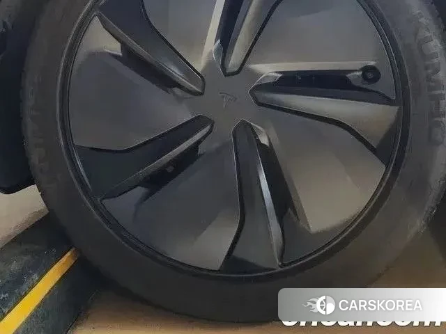 Tesla Model Y id 3499075 из Кореи 20