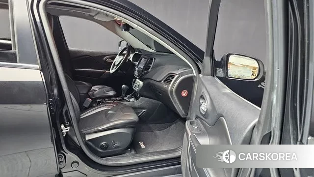 Jeep Cherokee (KL) id 3703576 из Кореи 20