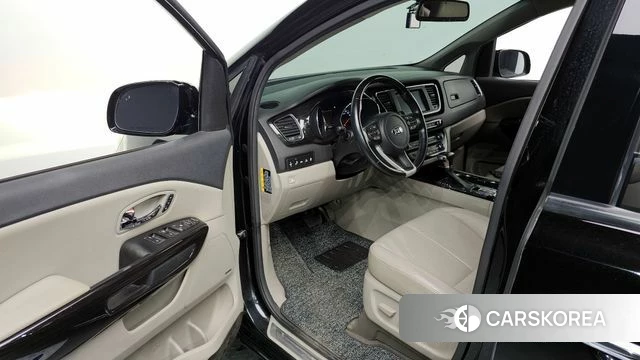 Kia The New Carnival id 4345472 из Кореи 30