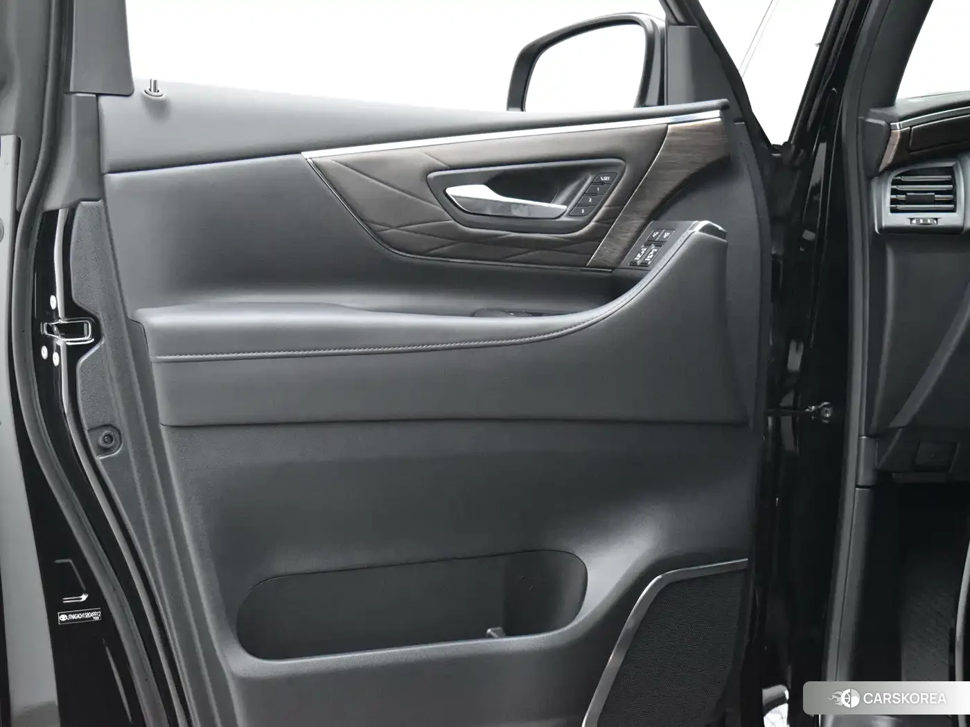 Toyota Vellfire id 4644640 из Китая 26