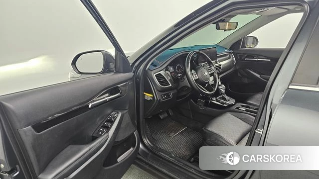 Kia Seltos id 4490411 из Кореи 20