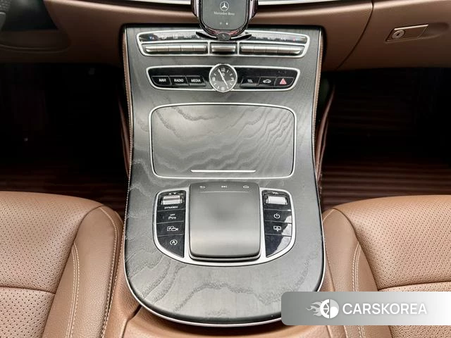 Mercedes-Benz E-class id 4219985 из Китая 24