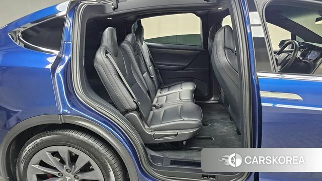 Tesla Model X id 4568401 из Кореи 31