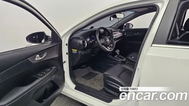 Kia Come New K3 id 2956754 из Кореи 20