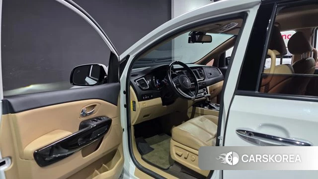 Kia The New Carnival id 4718035 из Кореи 20