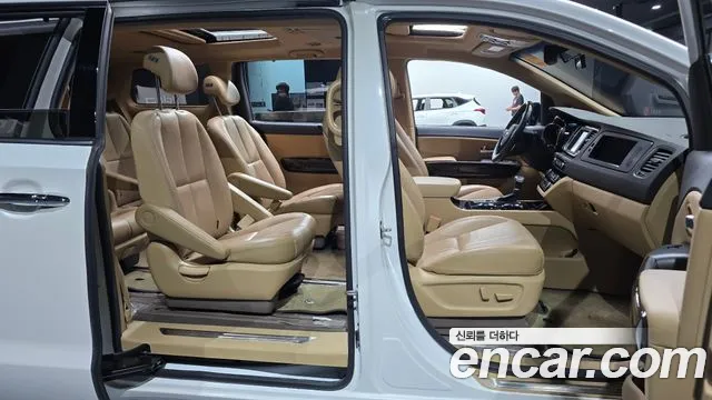 Kia The New Carnival id 2695440 из Кореи 20