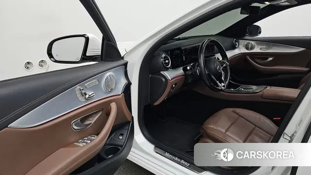 Mercedes-Benz E-Class W213 id 3361798 из Кореи 20