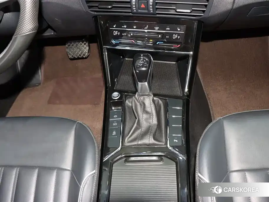 Volkswagen Passat id 4515376 из Китая 20