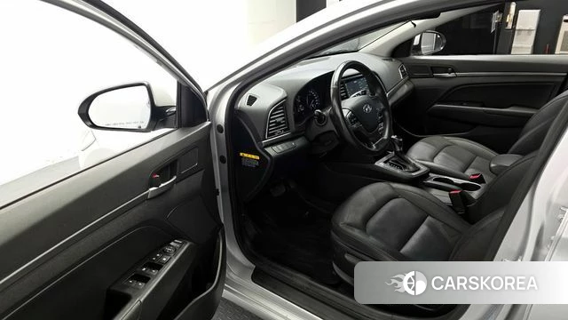 Hyundai Avante AD id 3801723 из Кореи 20