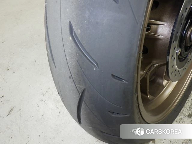 Проданный Honda CB650R E-CLUTCH id 3995178 из Японии, фото 24