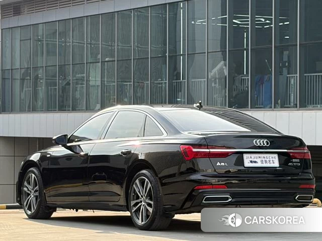 Audi A6L id 4278638 из Китая 14