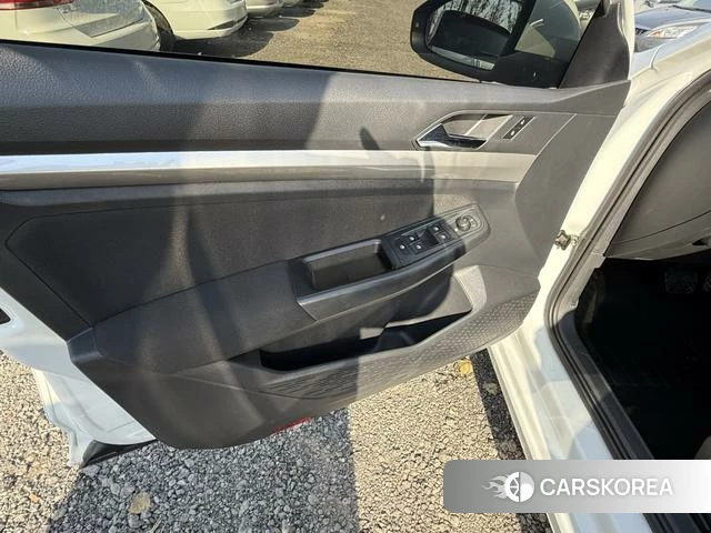 Volkswagen Bora id 4272673 из Китая 12