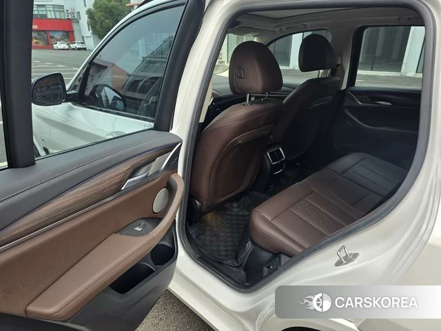 BMW X3 id 4277627 из Китая 15