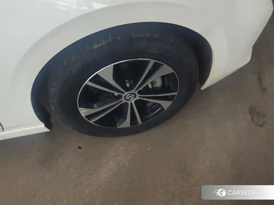 Nissan Sylphy id 4576347 из Китая 16