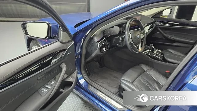 BMW 5 Series (G30) id 3788302 из Кореи 20