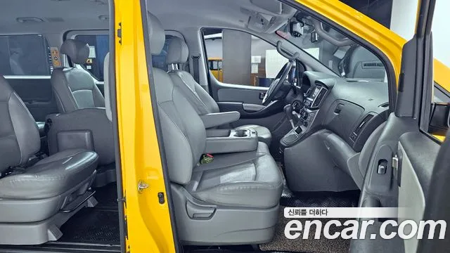 Hyundai The New Grand Starex id 2323991 из Кореи 20