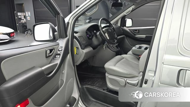 Hyundai The New Grand Starex id 4676958 из Кореи 20
