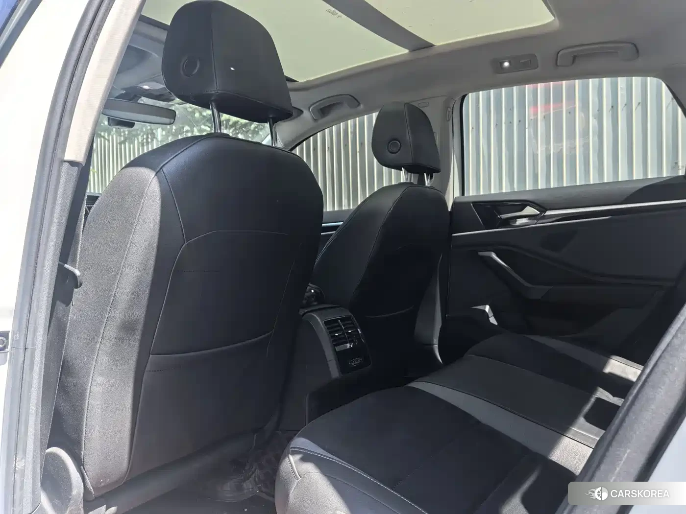 Volkswagen Sagitar id 4680456 из Китая 15