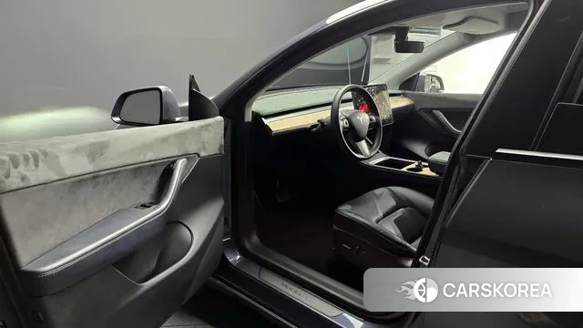 Tesla Model Y id 3181693 из Кореи 20