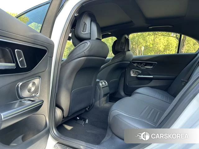 Mercedes-Benz Class C id 4300829 из Китая 14