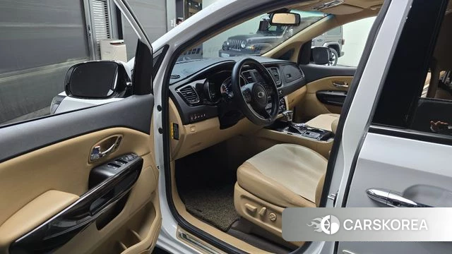 Kia The New Carnival id 3937072 из Кореи 20