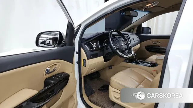 Kia The New Carnival id 3672425 из Кореи 20