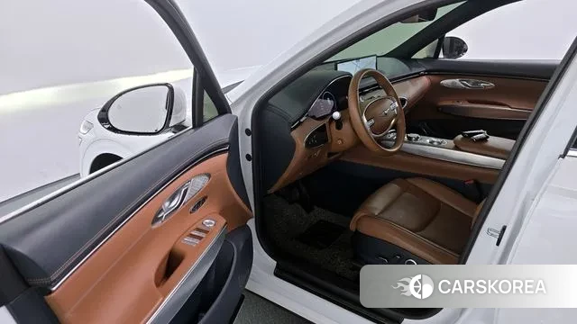 Genesis GV70 id 3488631 из Кореи 20