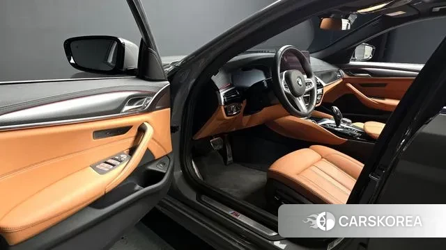 BMW 5 Series (G30) id 3037044 из Кореи 20