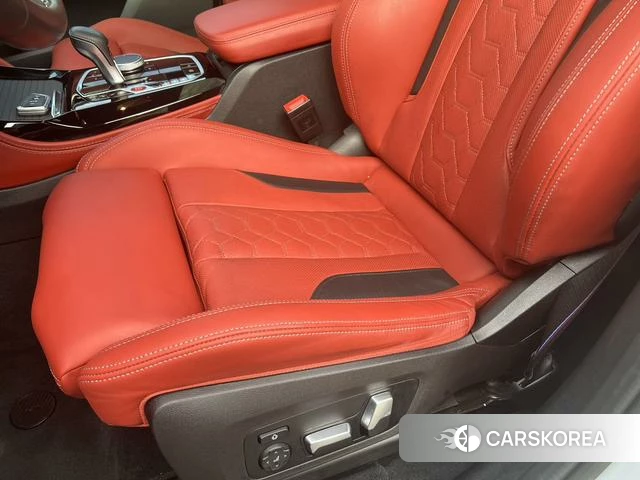 BMW X3 M id 4353477 из Китая 11