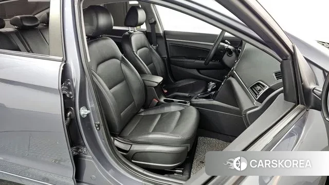 Hyundai Avante AD id 3617268 из Кореи 20