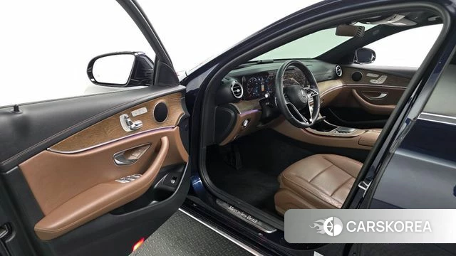Mercedes-Benz E-Class W213 id 3892504 из Кореи 20