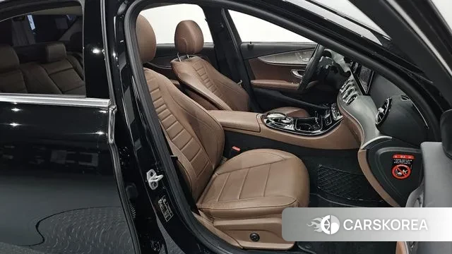 Mercedes-Benz E-Class W213 id 3718362 из Кореи 20