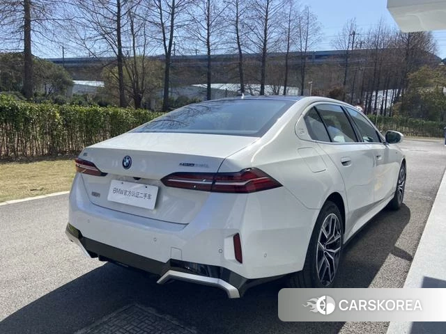 BMW i5 id 4182605 из Китая 10