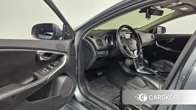 Volvo V40 id 3558024 из Кореи 20