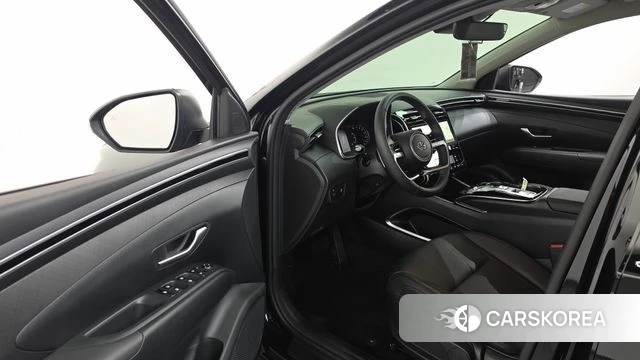 Hyundai Tucson (NX4) id 4571831 из Кореи 34