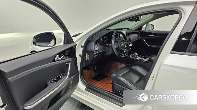 Kia Stinger id 4447953 из Кореи 30